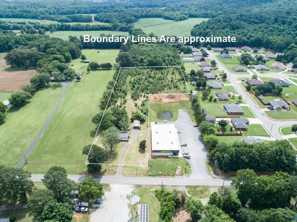 8205 Wall Triana Hwy, Harvest, AL 35749