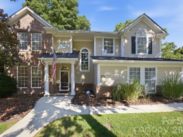 10900 Owl Nest Lane, Charlotte, NC 28277