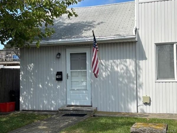 74 Radcliffe Road Road , Unit Left, Island Park, NY 11558