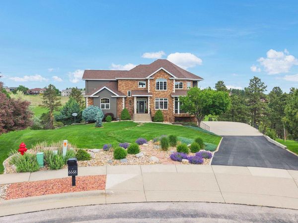 6668 BERWICK CT, Rapid City, SD 57702