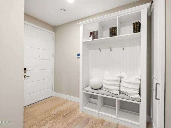 5250 E DEER VALLEY Drive, Unit 258, Phoenix, AZ 85054