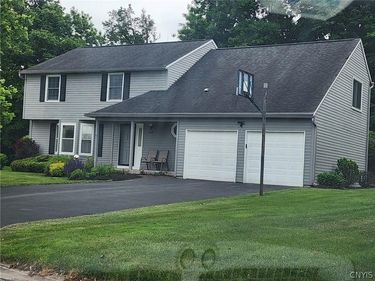 608 Mallard Drive , Camillus, NY 13031