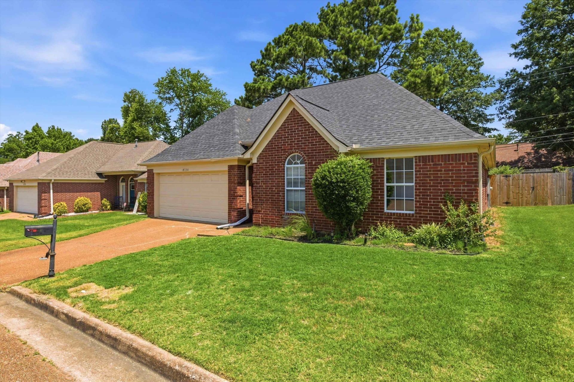 8136 Country Mill Cv, Memphis, TN 38016 Main Photo