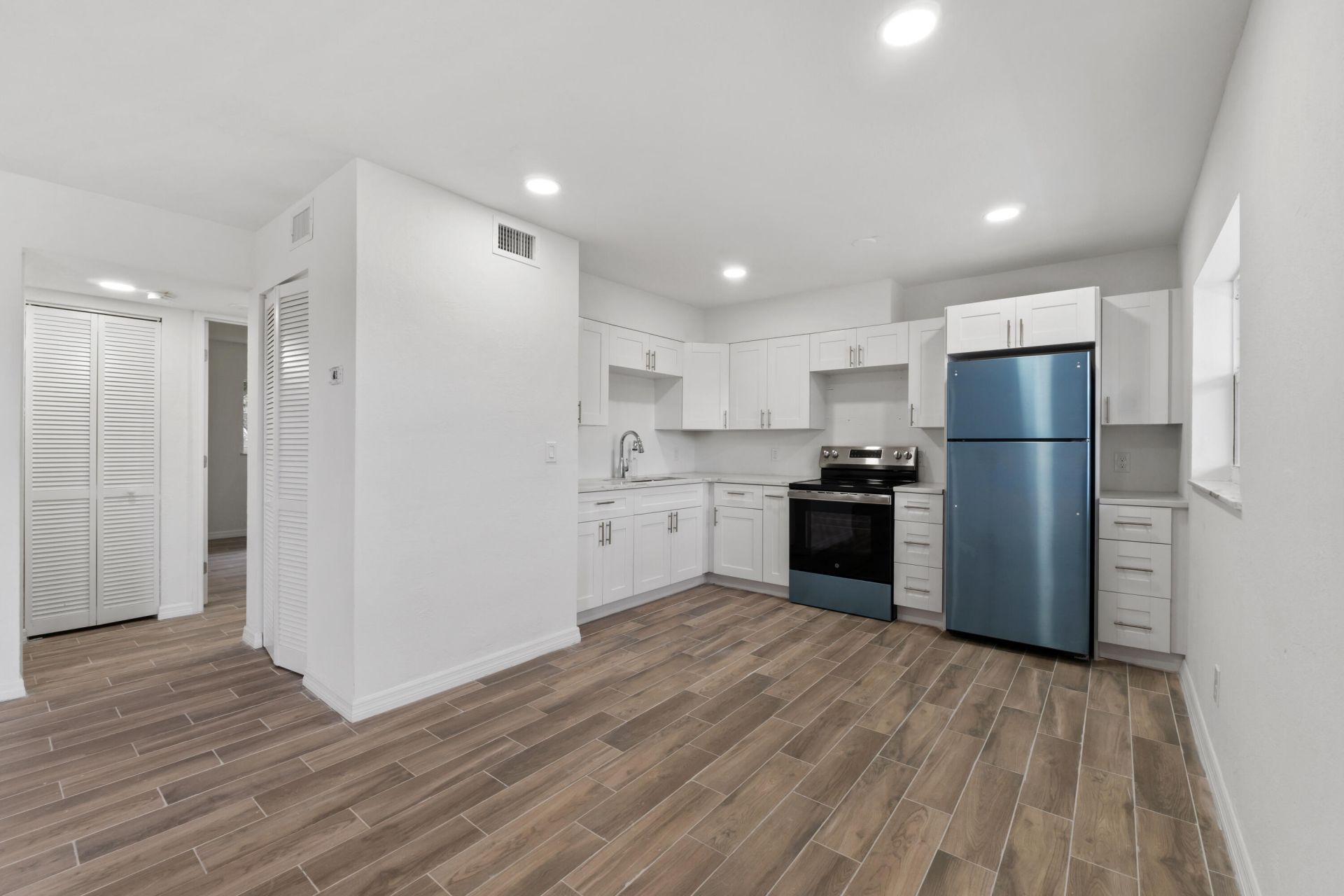 1301 Emerald Terrace, Unit 4, Fort Pierce, FL 34950 Photo