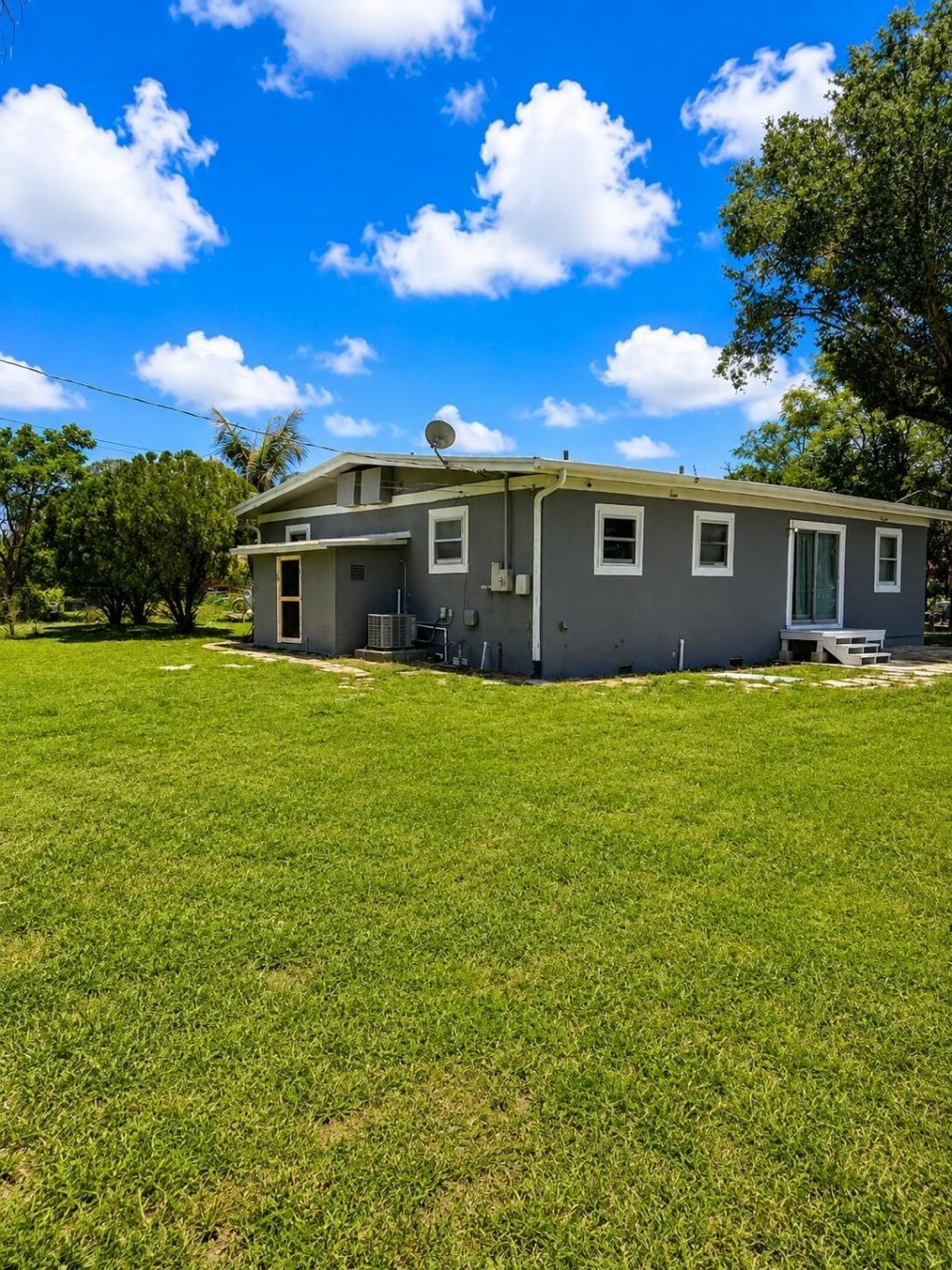468 N 53rd Dr Drive N, Royal Palm Estates, FL 33415 Photo