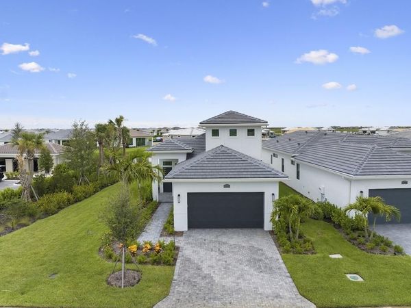12442 SW Lunata Way, Port St. Lucie, FL 34987