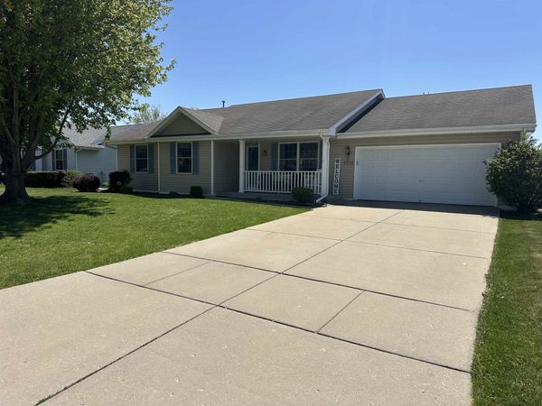 3718 Labrador Drive, Janesville, WI 53546