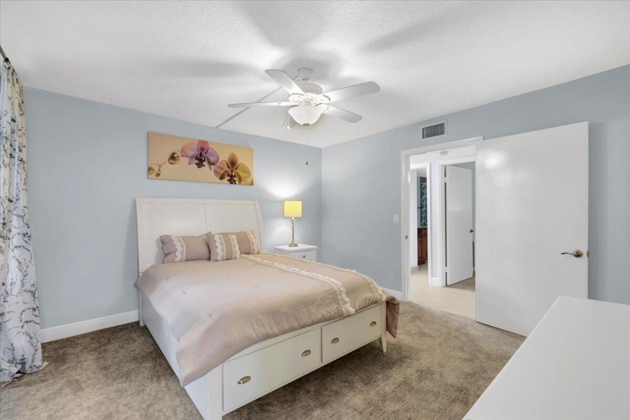 5190 Las Verdes Circle, Unit 108, Delray Beach, FL 33484 Photo
