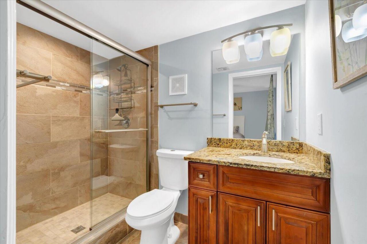 5190 Las Verdes Circle, Unit 108, Delray Beach, FL 33484 Photo
