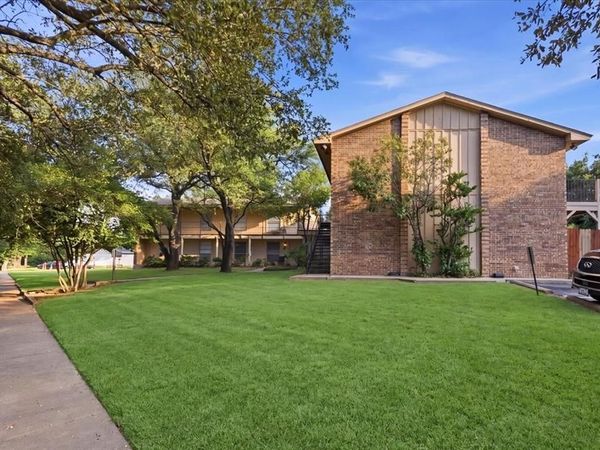 133 N Bailey Avenue, Fort Worth, TX 76107