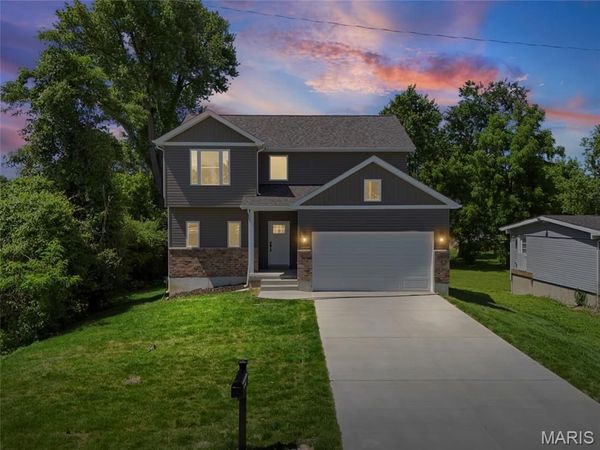 300 Vest Avenue , Valley Park, MO 63088