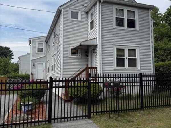 12 Curtis St, Unit 1, Methuen, MA 01844