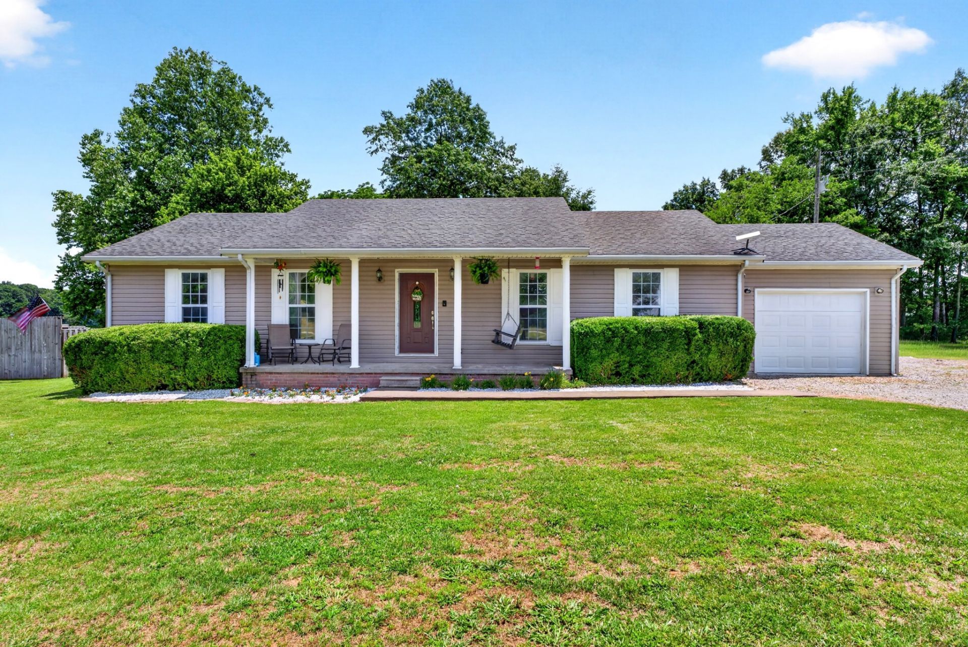 13710 N Greenville Rd, Crofton, KY 42217 Main Photo