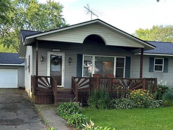 5060 Armstrong Avenue , Fairgrove Vlg, MI 48733