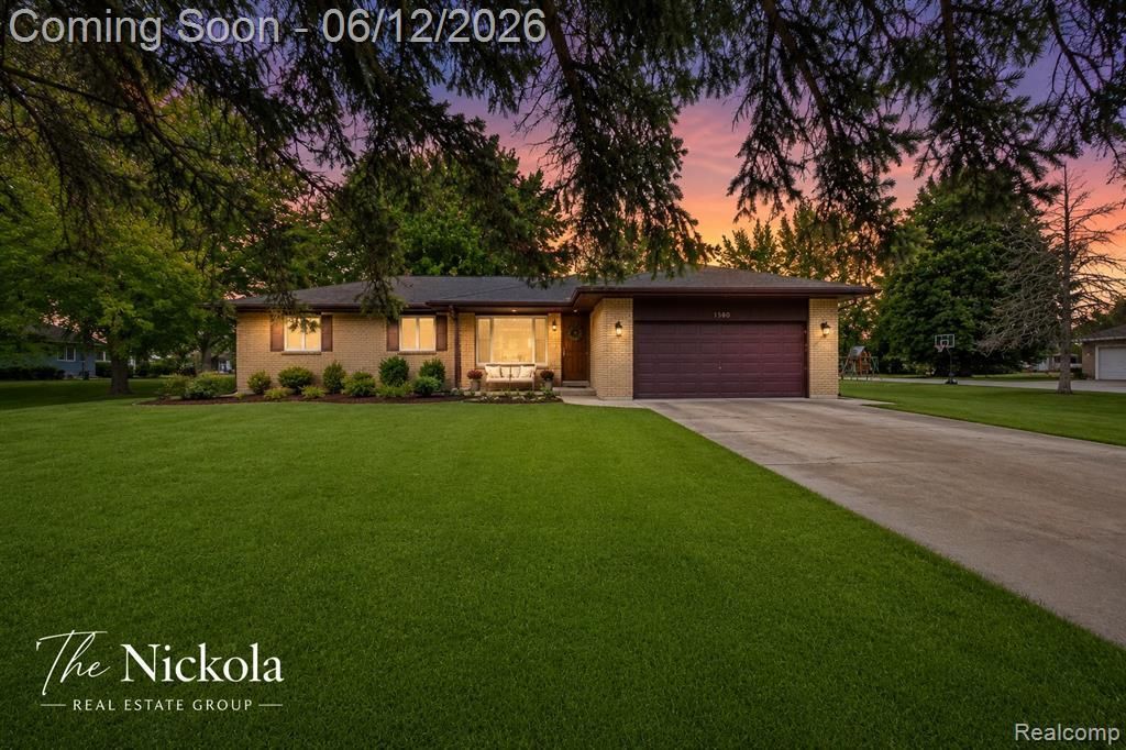 1580 Rockfield Drive, Troy, MI 48085 Main Photo