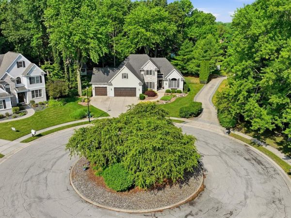 1345 Logans Run Street, Temperance, MI 48182