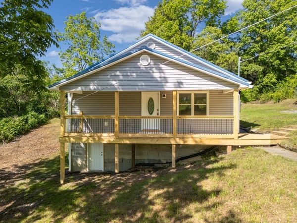 324 Allentown Rd, ECCLES, WV 25836