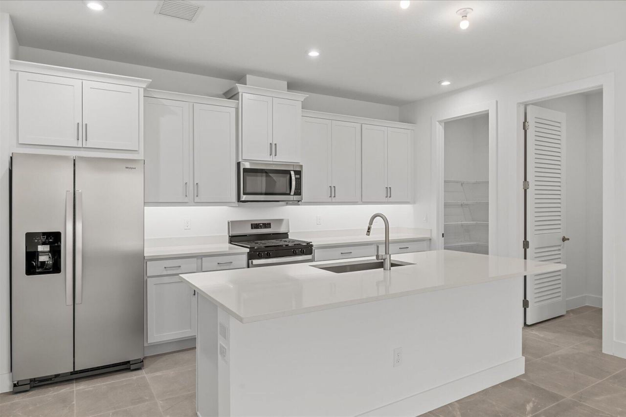 890 SW Newfield Avenue, Palm City, FL 34990 Photo