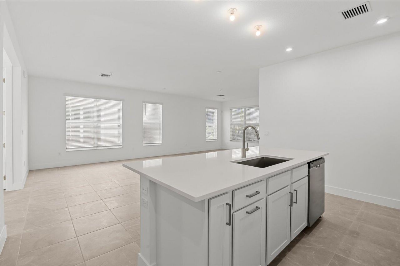 890 SW Newfield Avenue, Palm City, FL 34990 Photo