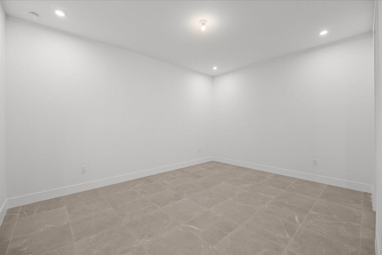 890 SW Newfield Avenue, Palm City, FL 34990 Photo