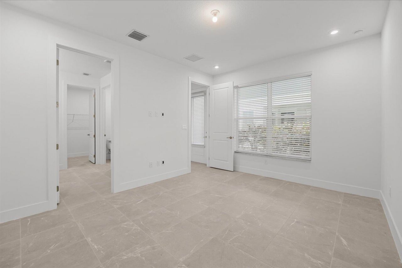 890 SW Newfield Avenue, Palm City, FL 34990 Photo