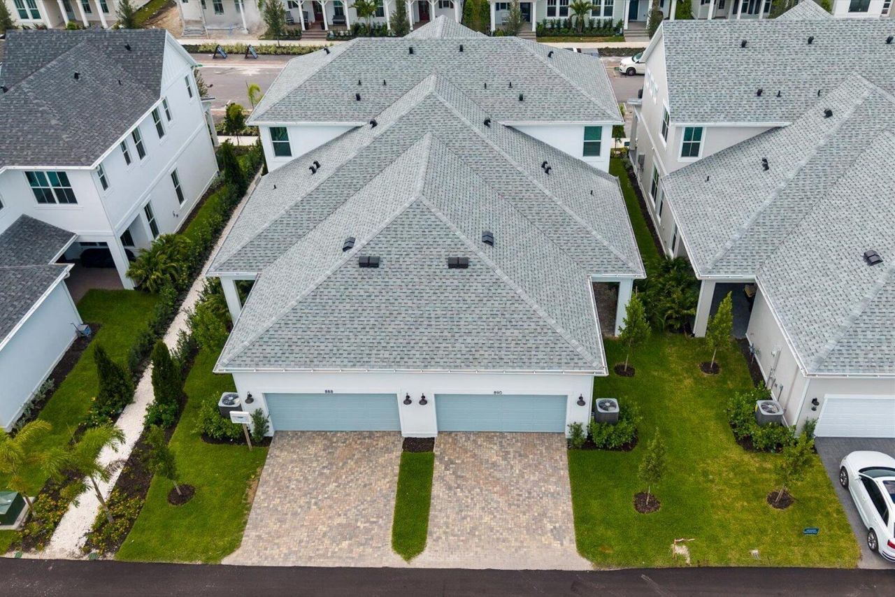 890 SW Newfield Avenue, Palm City, FL 34990 Photo