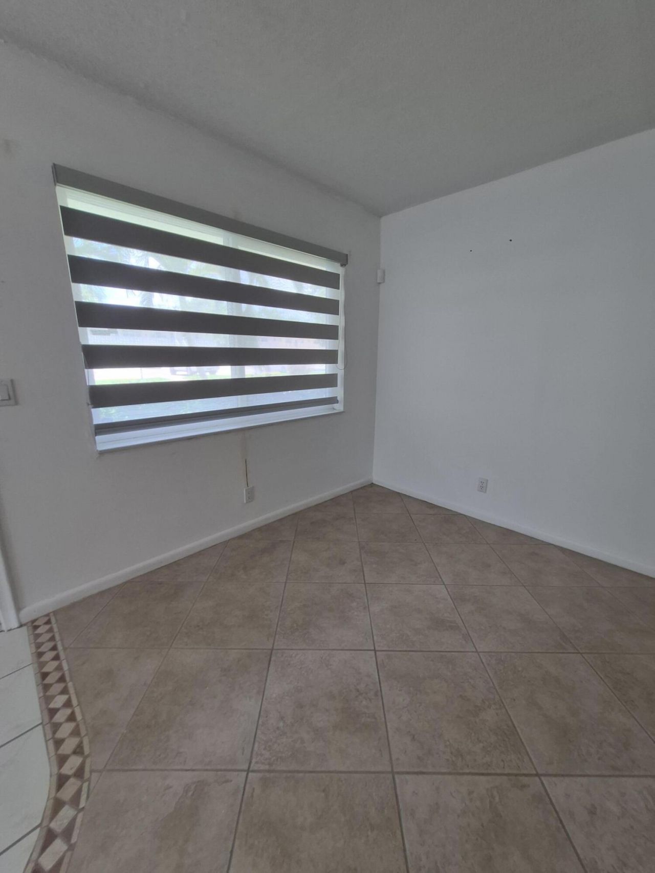 144 Dorchester G, West Palm Beach, FL 33417 Photo