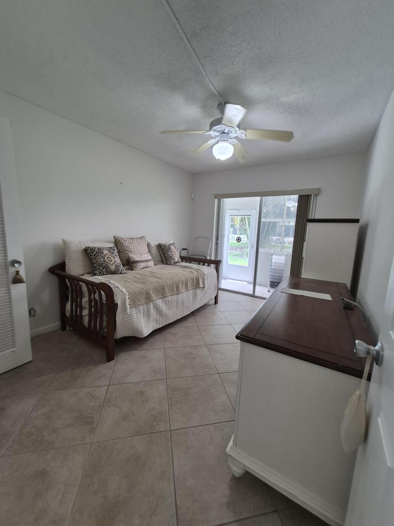 144 Dorchester G, West Palm Beach, FL 33417 Photo