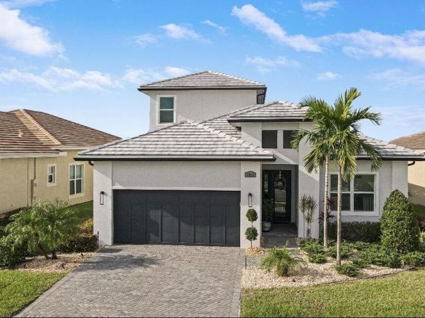 8852 SW Montova Way, Port St. Lucie, FL 34987