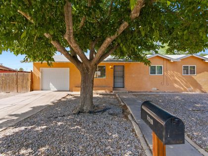 1219 Aztec Road NW Albuquerque, NM 87107