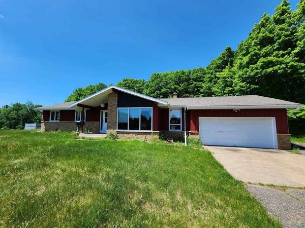 393 Maple Ln, Glidden, WI 54527