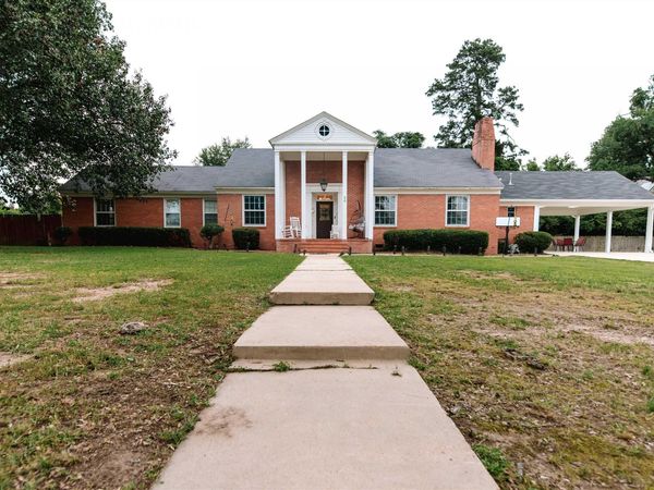 510 W 4th , Fordyce, AR 71742