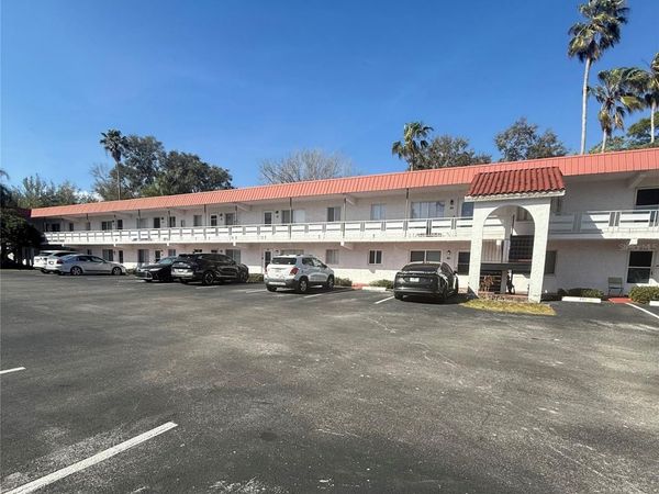 1100 MARTINIQUE DRIVE , Unit 105, WINTER HAVEN, FL 33884