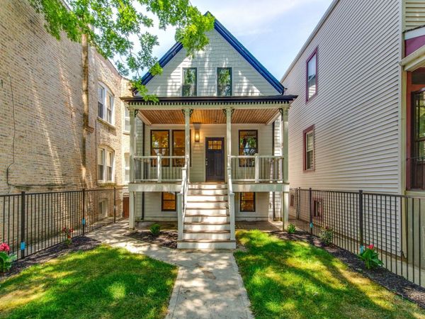 1826 W Farragut Avenue , Chicago, IL 60640