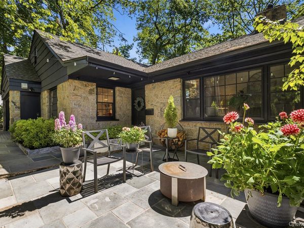 2 Sherwood Place , Scarsdale, NY 10583