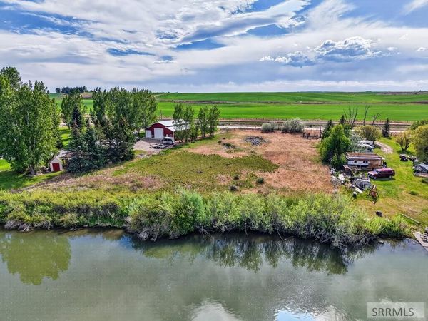 9686 N River Road, IDAHO FALLS, ID 83402