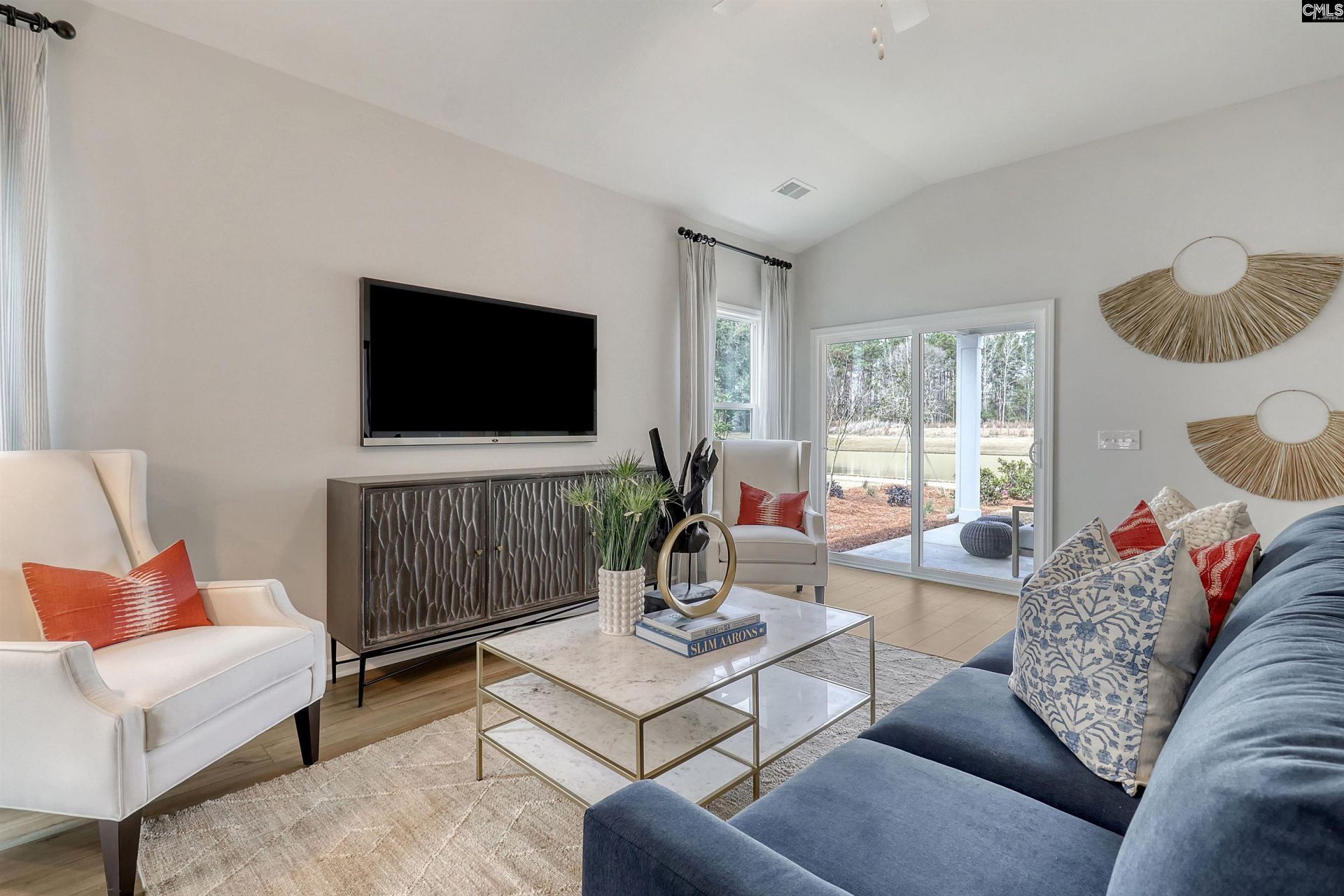212 Kingsley Drive  Photo 11
