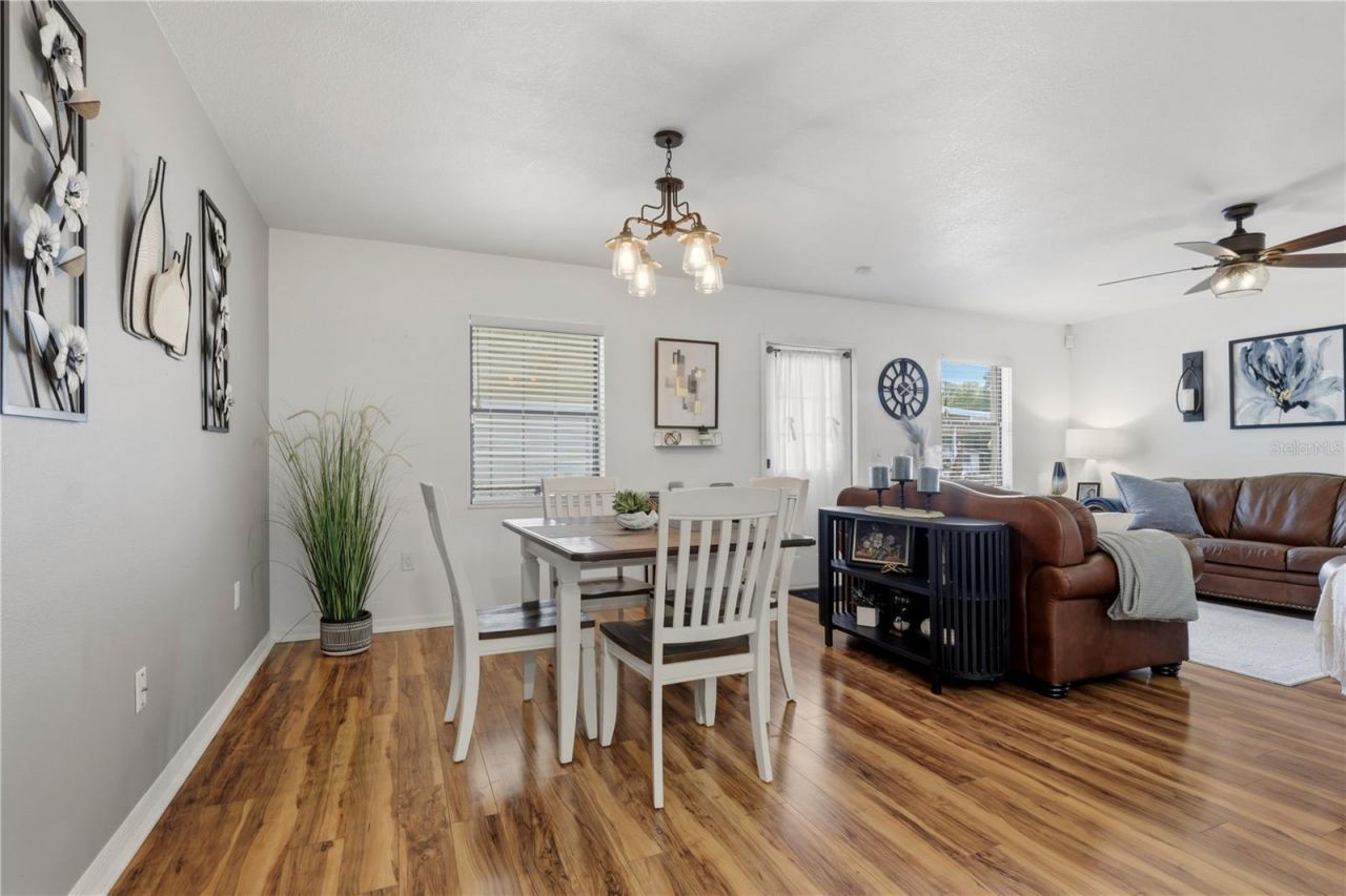 1381 Cr 446a , Lake Panasoffkee, FL 33538 Photo