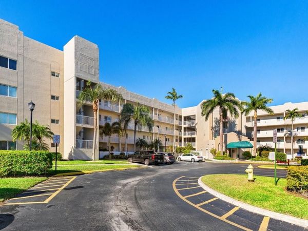 7775 Southampton Terrace, Unit 310, Tamarac, FL 33321
