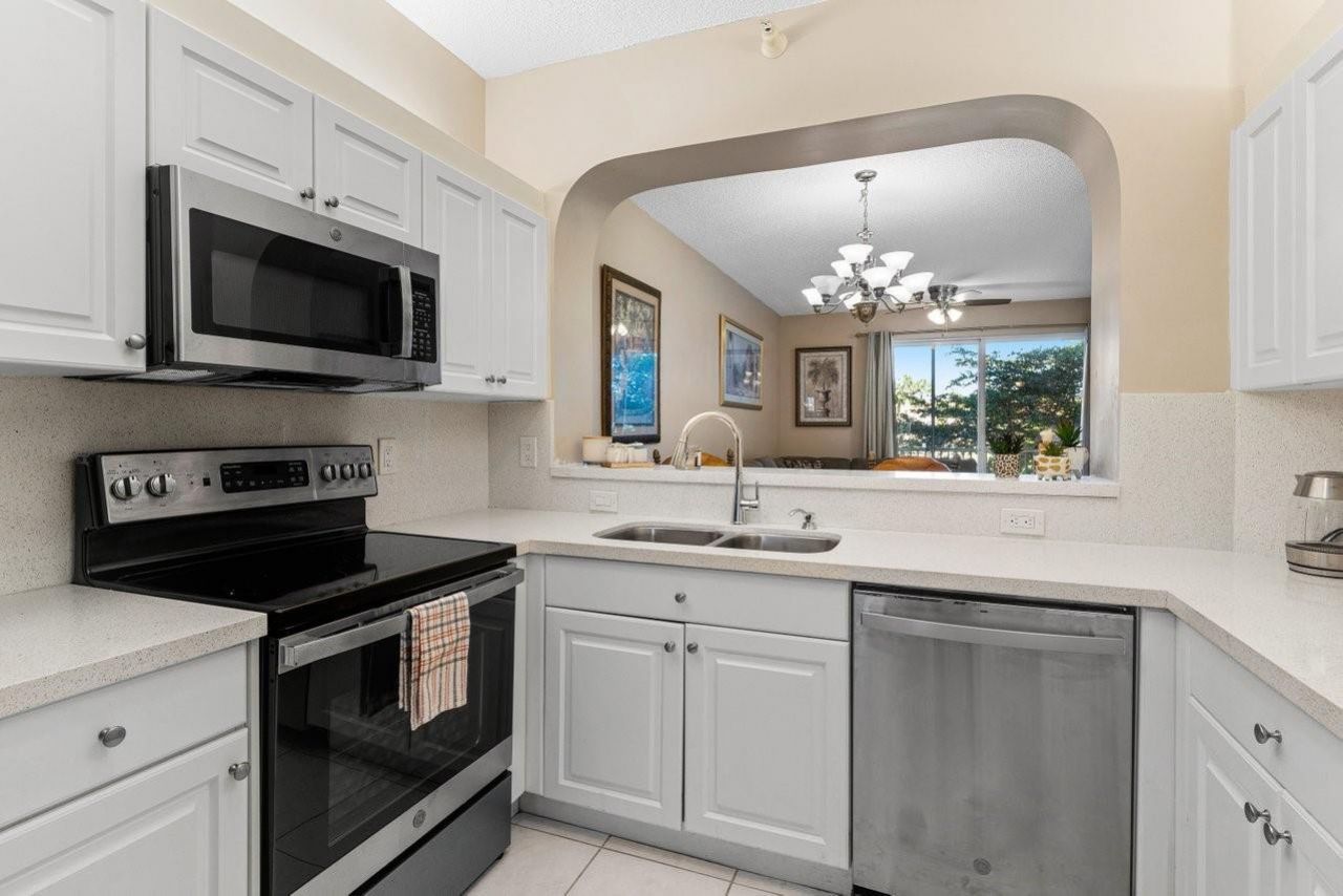 7775 Southampton Terrace, Unit 310, Tamarac, FL 33321 Photo