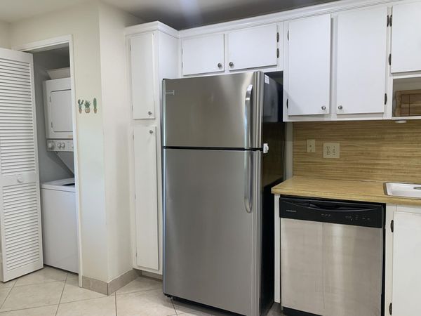 3499 Oaks Way, Unit 607, Pompano Beach, FL 33069
