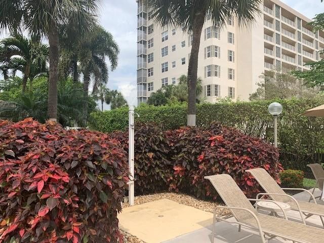 3499 Oaks Way, Unit 607, Pompano Beach, FL 33069 Photo
