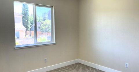 13211 Rivercrest Dr, Waterford, CA 95386 Photo