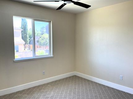 13211 Rivercrest Dr, Waterford, CA 95386 Photo