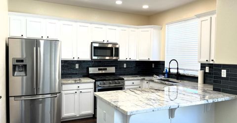 13211 Rivercrest Dr, Waterford, CA 95386 Photo