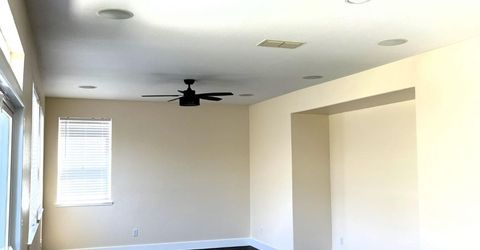 13211 Rivercrest Dr, Waterford, CA 95386 Photo