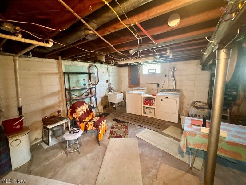358 Hedges Street, Hopedale, OH 43976 Photo 10