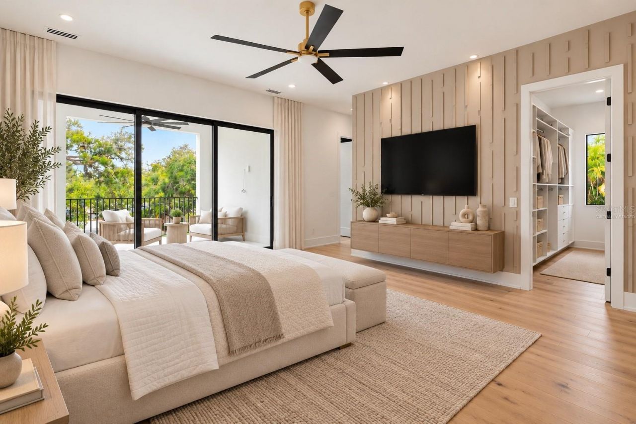 1870 Jasmine Drive, Sarasota, FL 34239 Photo