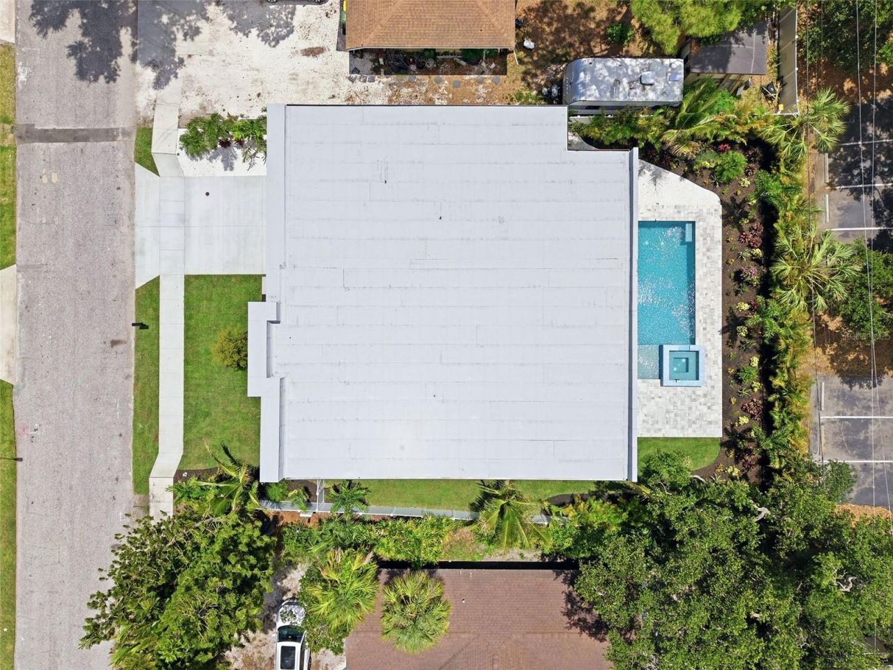 1870 Jasmine Drive, Sarasota, FL 34239 Photo
