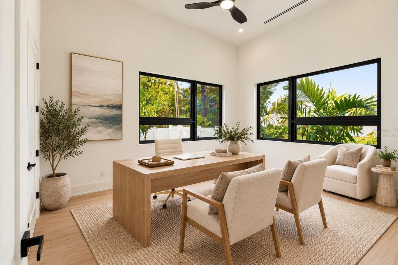 1870 Jasmine Drive, Sarasota, FL 34239 Photo